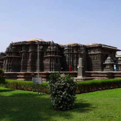 Mysore- Shravanbela Gola – Hassan (3.5 to 4 hours drive)